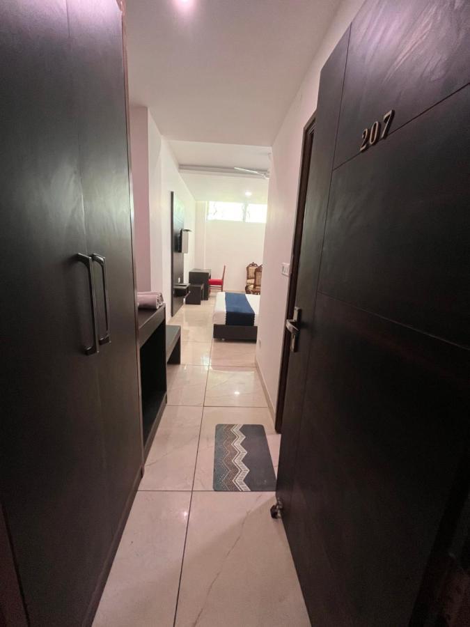 Hotel Woodcrest Zirakpur - Best Family Hotel By - A Unit Of Sidham Group Dış mekan fotoğraf